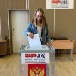 Молодым везде у нас дорога!