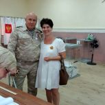 В Саках на выборы пришёл участник Специальной военной операции