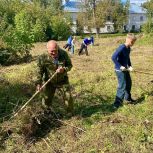 В Парке Победы города Торжка прошел масштабный субботник