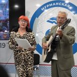 В Мурманске в Штабе общественной поддержки прошла встреча с писателями и бардами из новых регионов России