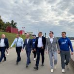 В Калуге депутаты проверили благоустройство набережной Яченского водохранилища
