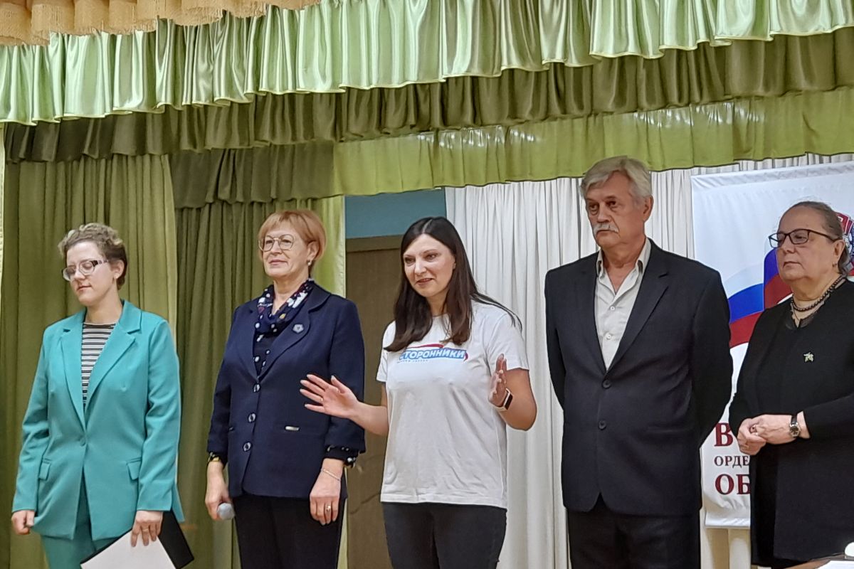 «Единая страна-доступная среда»: Сторонники  «Единой России» приняли участие в проведении республиканских соревнований на личное первенство по  шашкам  и шахматам  среди инвалидов по зрению