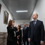 Денис Паслер открыл первую в Свердловской области детскую музыкальную школу с электронным органом