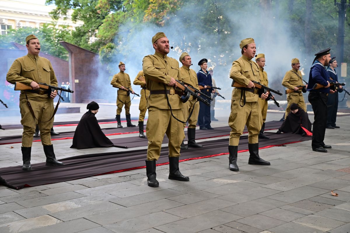 В городе-герое Новороссийске при поддержке «Единой России» прошли торжественные мероприятия в честь Дня освобождения от немецко-фашистских захватчиков