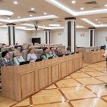 «Единая Россия» организовала для ветеранов машзавода имени М.И. Калинина экскурсию в гордуму Екатеринбурга
