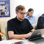 Ветеран СВО продолжает стажироваться под руководством Юрия Бобрышева