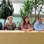 Депутат Осман Булатов поздравил с Днем знаний коллектив и студентов Института экологии ДГУ