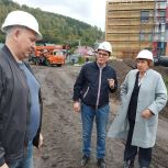 Депутат Госдумы проверил строительство школы в Калтане