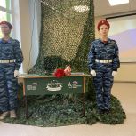 В долгопрудненской школе №6 открыли Доску памяти и парту Героя погибшему на СВО выпускнику