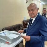 Депутаты областного парламента делают свой выбор