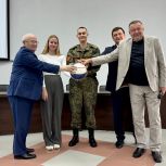 Спорт – самая главная инвестиция в здоровье. Смоленские студенты пообщались с легендой баскетбола Евгением Гомельским