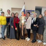 В Карталах члены УИК 1663 посвятили стихи первому дню выборов