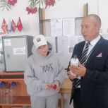 Студенты Октябрьского филиала Троицкого технологического техникума приняли участие в голосовании