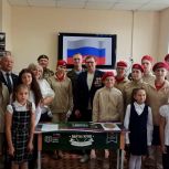 Партийцы «Единой России» в Советском районе открыли «Парту Героя»