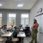В День воссоединения России и ДНР, ЛНР, Запорожской и Херсонской областей ветераны СВО проводят встречи со школьниками