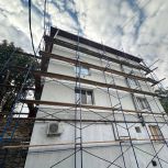 Оренбургские строители продолжают восстанавливать жилой фонд в Перевальском районе ЛНР