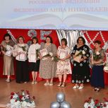 Одна из последних школ СССР, построенная руками учителей, отпраздновала свое 35-летие в городе шахтеров Кировское в ДНР