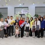 В Азнакаево многодетным семьям вручили памятные свидетельства