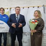 Борис Хохряков поздравил активисток движения «Шьём для наших» с 3-летием