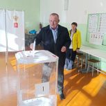 Семья Слинкина приняла участие в голосовании на Выборах