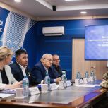 Герой России Владимир Сайбель ответил на правовые вопросы граждан в региональной приемной «Единой России»