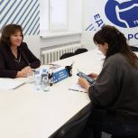 Наталья Шевчик провела личный приём граждан в Штабе общественной поддержки