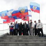 Единороссы ЮАО организовали патриотический забег в поддержку воссоединенных территорий