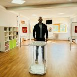 Кто не успел сделать свой выбор, приходите на избирательные участки
