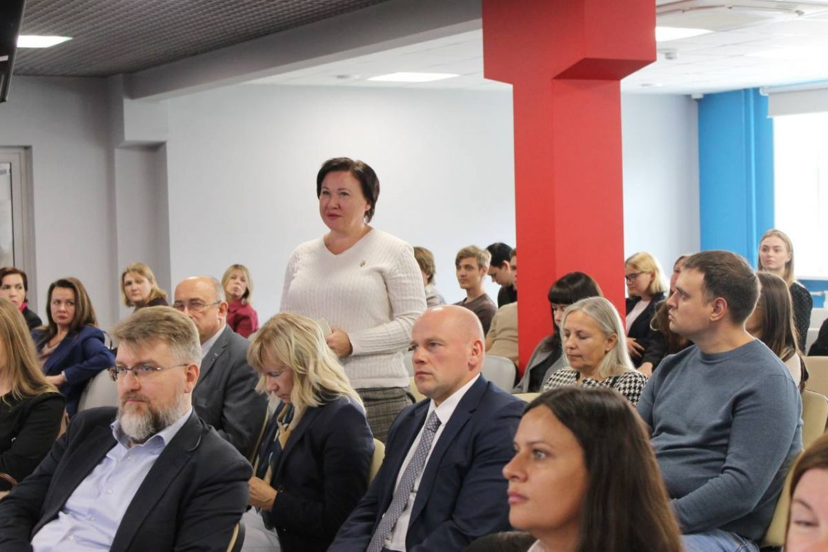 В Рязани в рамках партийного проекта «Предпринимательство» прошел тематический круглый стол