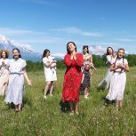 На Камчатке активисты проекта «Крепкая семья» получили благодарственные письма от депутата Госдумы