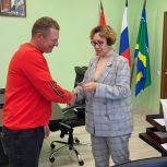 Ряды «Единой России» пополняют известные амурчане