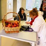 В Югре в четвёртый раз прошла акция «Красное платье. Сердце женщины»