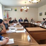 Депутаты Собрания депутатов Карабашского городского округа седьмого созыва провели свое первое заседание, открыв тем самым важный период для развития городского округа