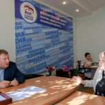 Дорожные проблемы обсудили граждане с Александром Братчиковым в общественной приёмной