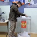 Молодежь впервые голосует на выборах