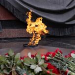 В «Единой России» предложили провести Международную минуту молчания