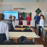 Карабашские единороссы провели мониторинг школ