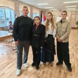 От Липецкой области до Ямала: Участники и ветераны СВО голосуют на выборах по всей стране