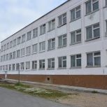 Депутат «Единой России» Игорь Рыженков оказал содействие в ремонте школы
