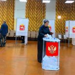 Члены Каслинского местного отделения «Единой России» приняли участие в голосовании