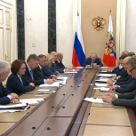 Губернатор Челябинской области, секретарь ЧРО партии «Единая Россия» Алексей Текслер принял участие в совещании президента РФ по экономическим вопросам