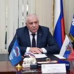 Депутат Фирудин Раджабов помог махачкалинцам направить обращения по проблемам ЖКХ