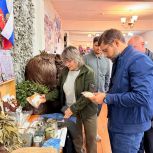 Александр Якубовский встретился с волонтёрами в Железногорске и Вихоревке