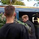 Автомобили, мотоциклы, дроны и личные посылки: «Единая Россия» отправила грузы для военнослужащих на передовую