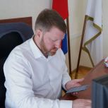 Депутаты Законодательной Думы принимают участие в выборах