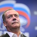 Дмитрий Медведев: По данным первых экзитполов, «Единая Россия» выступила достойно