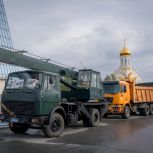 При содействии «Единой России» на передовую из Сургута передали партию техники и оборудования