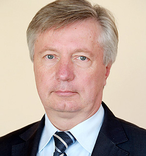 Комиссар Олег Николаевич