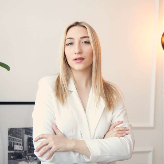 Замятина Виктория Владимировна
