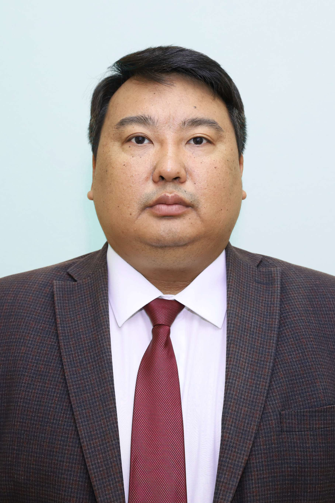 Тарбаев Савар Викторович
